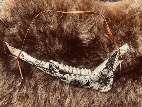 Deer jawbone // wall hanging